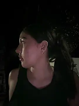 Snapshot of MarianaBenz chatting on 02-15-25, 02:58 MarianaBenz online show from 02-15-25, 02:58