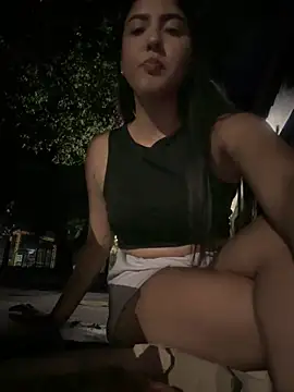 Snapshot of MarianaBenz chatting on 03-06-25, 11:53 MarianaBenz online show from 03-06-25, 11:53