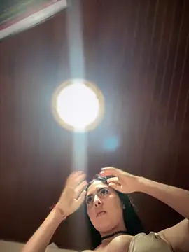 Snapshot of MarianaBenz chatting on 10-10-25, 11:15 MarianaBenz online show from 10-10-25, 11:15