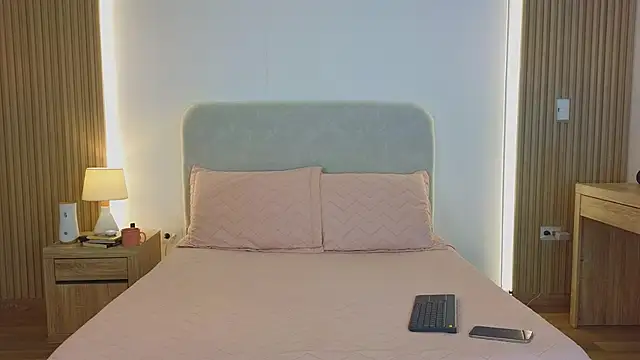 KristennBlue online show from 03-10-26, 04:23