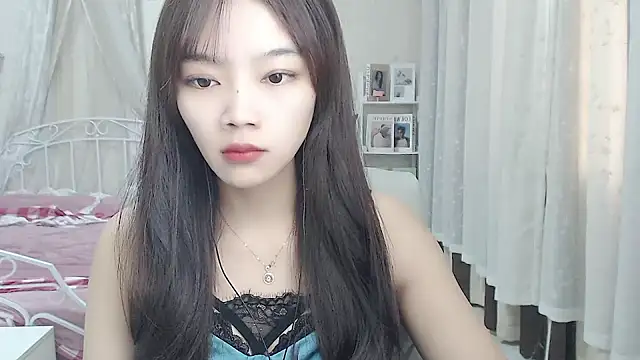 Snapshot of Jenny-Z chatting on 10-31-25, 01:39 Jenny-Z online show from 10-31-25, 01:39