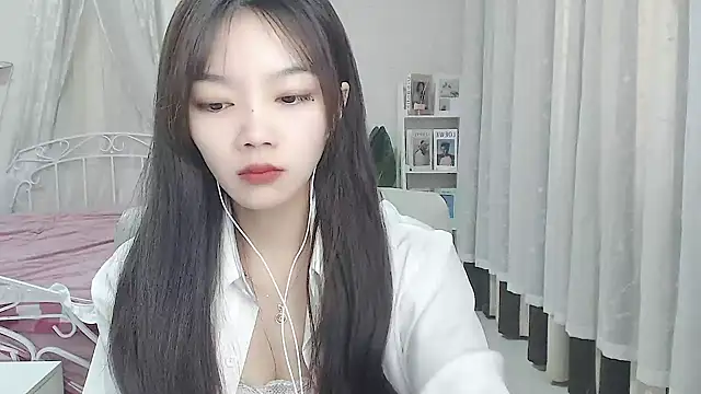 Snapshot of Jenny-Z chatting on 11-22-25, 02:21 Jenny-Z online show from 11-22-25, 02:21