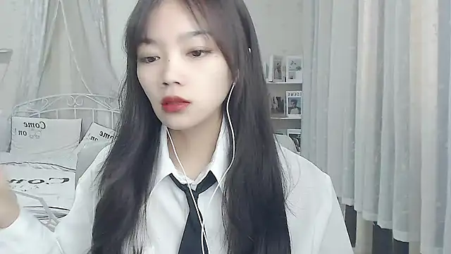 Snapshot of Jenny-Z chatting on 01-14-26, 02:06 Jenny-Z online show from 01-14-26, 02:06