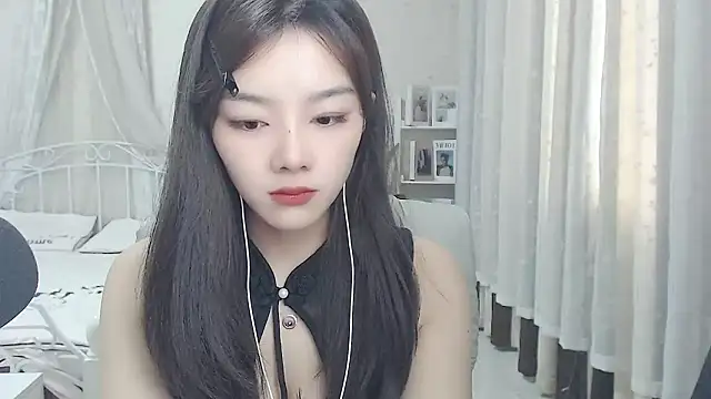 Snapshot of Jenny-Z chatting on 04-18-26, 01:53 Jenny-Z online show from 04-18-26, 01:53