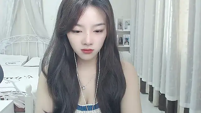 Snapshot of Jenny-Z chatting on 04-27-26, 01:58 Jenny-Z online show from 04-27-26, 01:58