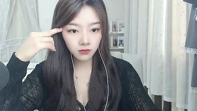 Snapshot of Jenny-Z chatting on 05-13-26, 01:47 Jenny-Z online show from 05-13-26, 01:47