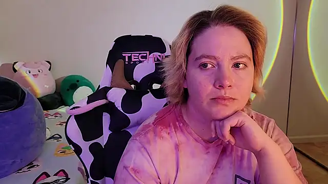 InternetFairy XO online show from 12-13-24, 07:53