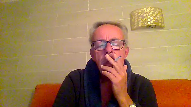 tuggy59 online show from 12-16-25, 06:18