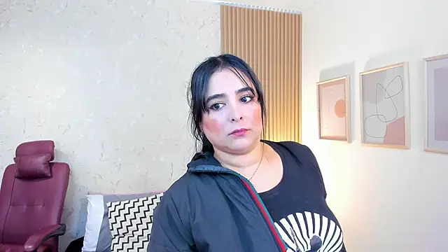 Snapshot of taylor_bennet chatting on 11-07-25, 11:54 taylor bennet online show from 11-07-25, 11:54