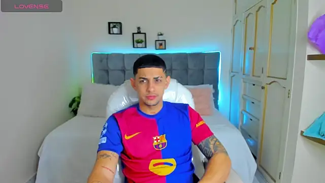 Alex cute77 online show from 02-22-25, 12:19