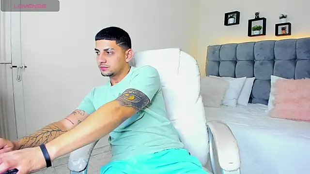 Alex cute77 online show from 02-28-25, 12:31