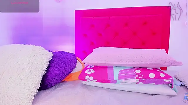 Sofia Girl  online show from 02-16-25, 07:04