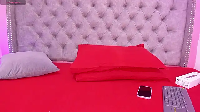 Sofia Girl  online show from 03-15-26, 07:47