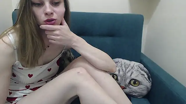 Snapshot of BustyBlondyShow chatting on 06-03-26, 02:33 BustyBlondyShow online show from 06-03-26, 02:33