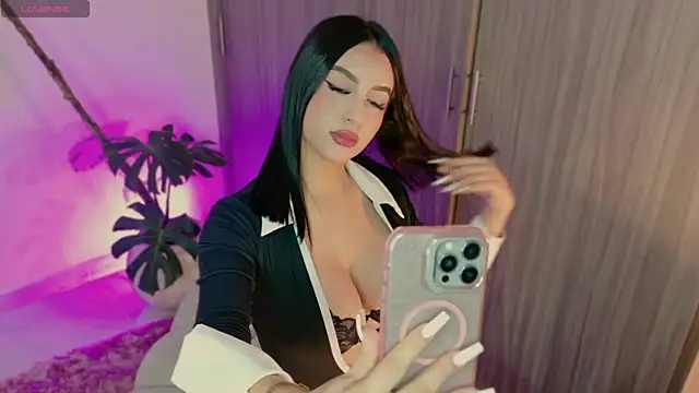 LindseyMoss online show from 12-20-25, 05:58