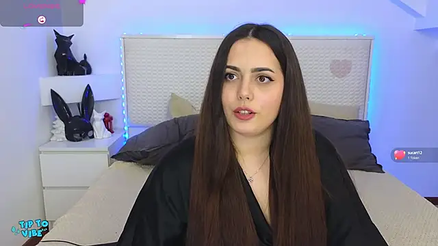 Snapshot of Eva_Rogers_ chatting on 01-20-25, 01:53 Eva Rogers  online show from 01-20-25, 01:53