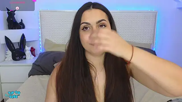 Snapshot of Eva_Rogers_ chatting on 01-22-25, 04:55 Eva Rogers  online show from 01-22-25, 04:55