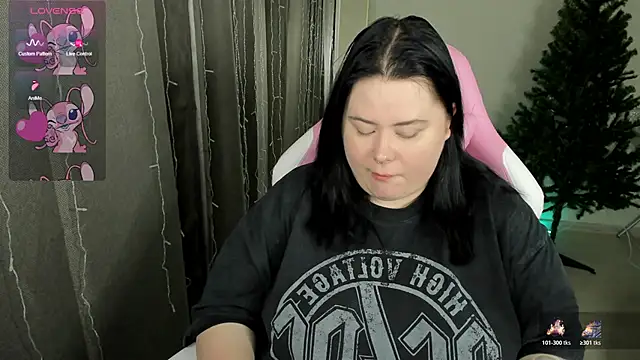 Snapshot of Akemi_BBW chatting on 01-19-26, 04:27 Akemi BBW online show from 01-19-26, 04:27