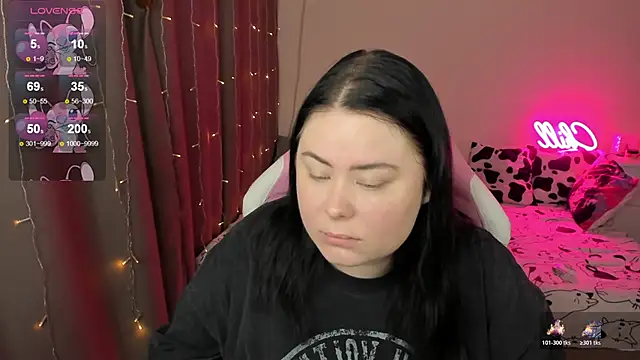 Snapshot of Akemi_BBW chatting on 02-04-26, 04:29 Akemi BBW online show from 02-04-26, 04:29