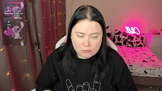 Snapshot of Akemi_BBW chatting on 02-06-26, 05:45 Akemi BBW online show from 02-06-26, 05:45