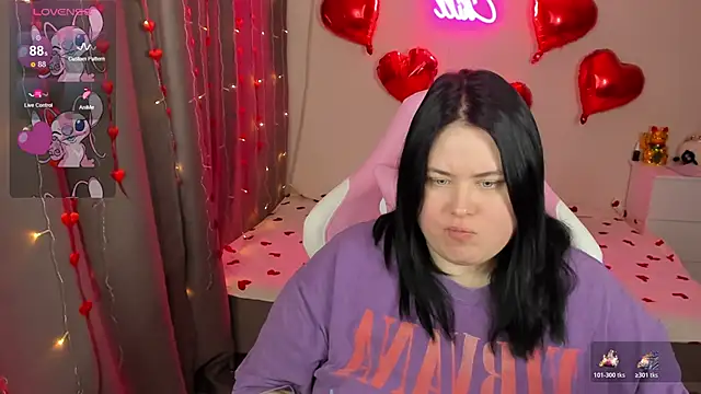 Snapshot of Akemi_BBW chatting on 02-20-26, 06:26 Akemi BBW online show from 02-20-26, 06:26