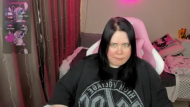 Snapshot of Akemi_BBW chatting on 03-12-26, 02:01 Akemi BBW online show from 03-12-26, 02:01