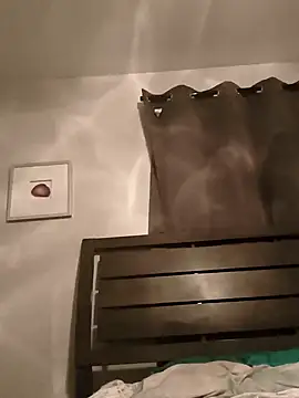 icyMike43 online show from 02-17-26, 04:53