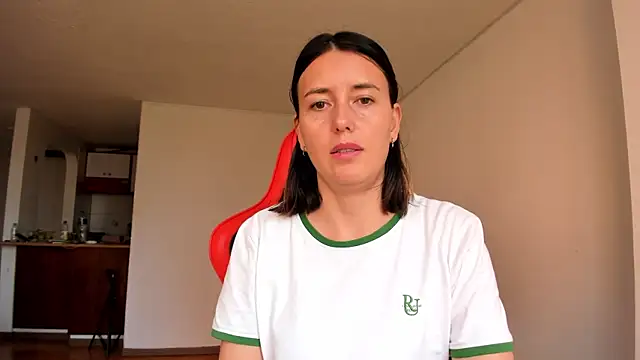 Snapshot of zoe_jeane_beker chatting on 02-28-25, 09:55 zoe jeane beker online show from 02-28-25, 09:55