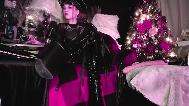 Snapshot of astarrot chatting on 02-06-26, 07:06 astarrot online show from 02-06-26, 07:06