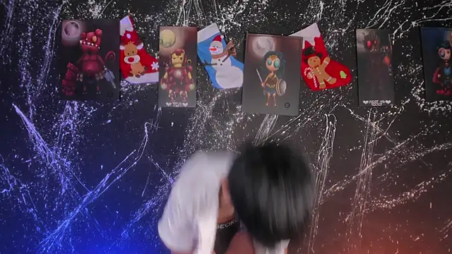 Snapshot of DereckCooperr chatting on 12-22-25, 10:51 DereckCooperr online show from 12-22-25, 10:51