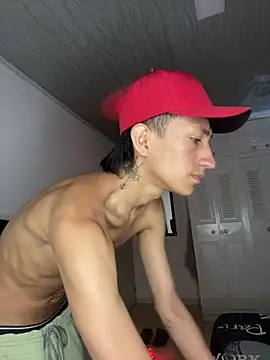 Snapshot of DereckCooperr chatting on 02-01-26, 01:04 DereckCooperr online show from 02-01-26, 01:04