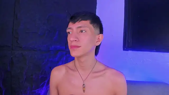 Snapshot of DereckCooperr chatting on 03-05-26, 02:18 DereckCooperr online show from 03-05-26, 02:18