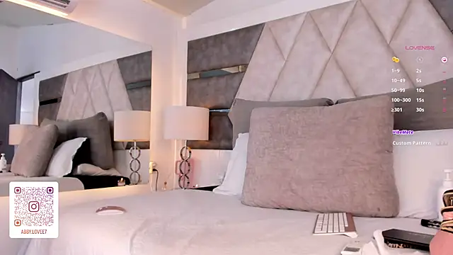 Gabbyy  online show from 02-12-25, 06:19