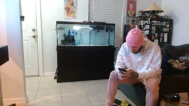 bobbybacala91 online show from 01-09-25, 05:23