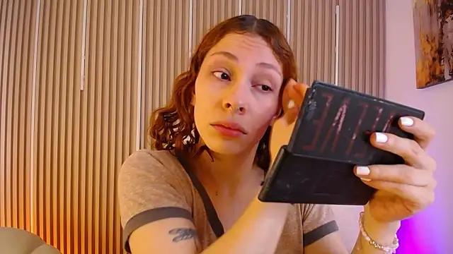 Katy Van online show from 04-27-26, 09:02