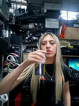 Snapshot of eva-2023 chatting on 03-20-25, 10:29 eva-2023 online show from 03-20-25, 10:29