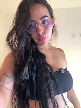 Snapshot of anniesweet02 chatting on 02-17-26, 12:56 anniesweet02 online show from 02-17-26, 12:56