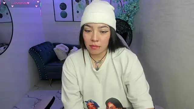 Snapshot of Isa_reel chatting on 09-11-25, 05:35 Isa reel online show from 09-11-25, 05:35