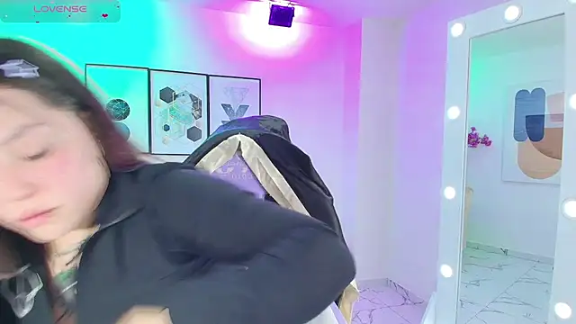 Snapshot of Isa_reel chatting on 09-24-25, 07:28 Isa reel online show from 09-24-25, 07:28