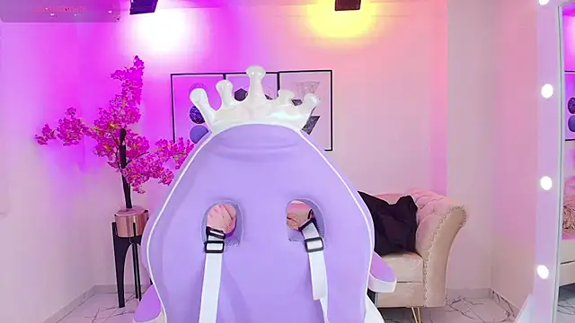 Snapshot of Isa_reel chatting on 10-01-25, 07:42 Isa reel online show from 10-01-25, 07:42