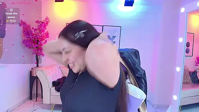 Snapshot of Isa_reel chatting on 11-04-25, 07:13 Isa reel online show from 11-04-25, 07:13