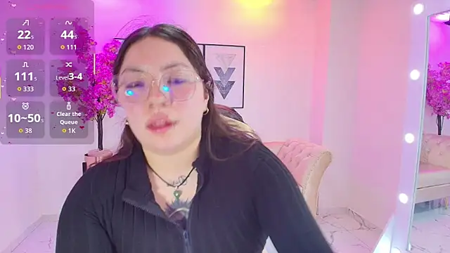 Snapshot of Isa_reel chatting on 11-28-25, 07:49 Isa reel online show from 11-28-25, 07:49