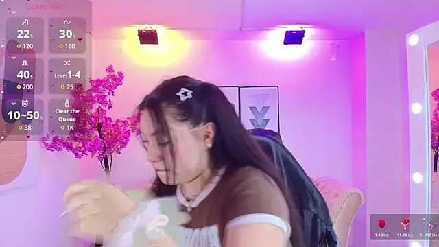 Snapshot of Isa_reel chatting on 01-06-26, 07:50 Isa reel online show from 01-06-26, 07:50