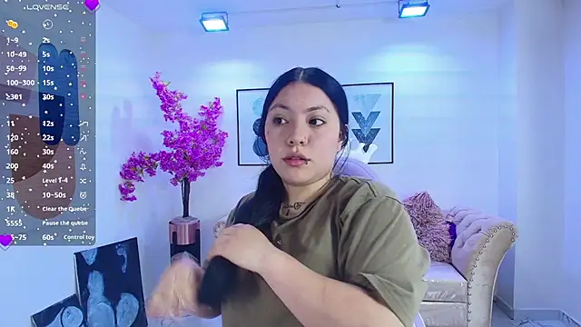Snapshot of Isa_reel chatting on 07-04-26, 08:04 Isa reel online show from 07-04-26, 08:04