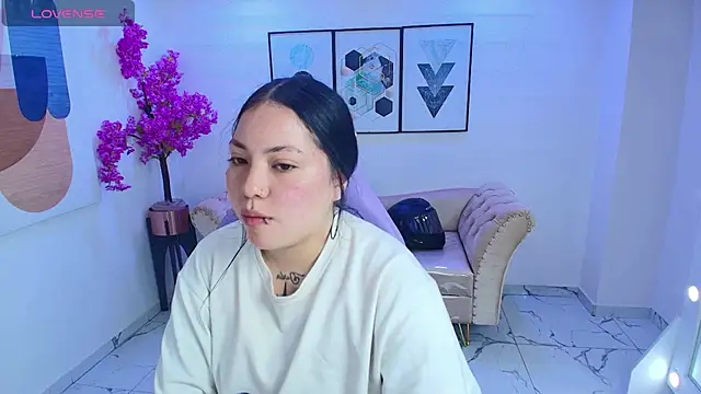 Snapshot of Isa_reel chatting on 07-29-26, 07:45 Isa reel online show from 07-29-26, 07:45