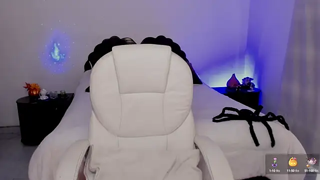 emilydolshe2 online show from 10-07-25, 02:36