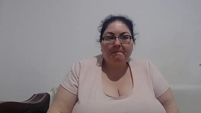 Snapshot of Nykyxo chatting on 04-25-26, 07:44 Nykyxo online show from 04-25-26, 07:44