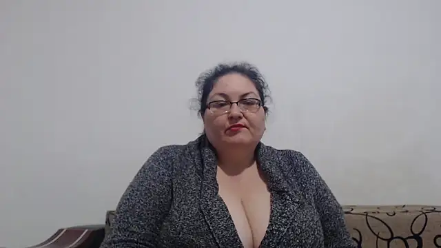 Snapshot of Nykyxo chatting on 05-11-26, 04:04 Nykyxo online show from 05-11-26, 04:04