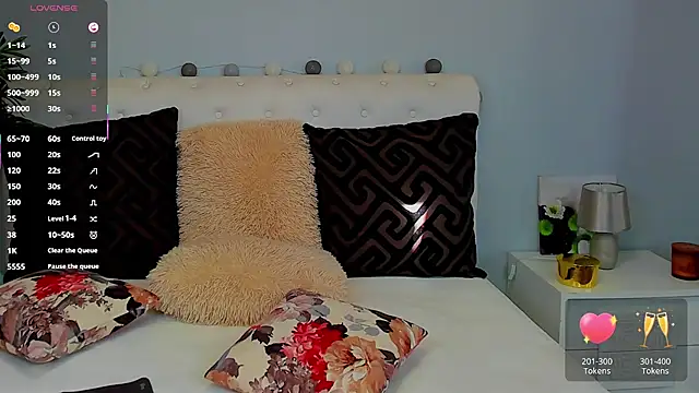 Snapshot of Anysa_Reye chatting on 06-11-26, 12:36 Anysa Reye online show from 06-11-26, 12:36