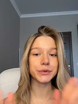 JessIsLove online show from 02-20-25, 05:33